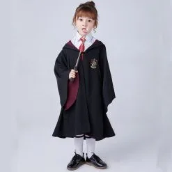 Cosplayfly Kids Cosplay Harry Potter Hogwarts Gryffindor Slytherin Ravenclaw Hufflepuff Wizard Witch Robe Cosplay Costume For Halloween Carnival -Pas Cher Cosplay Magasin HarryPotterHogwartsGryffindorSlytherinRavenclawHufflepuffWizardWitchRobeCosplayCostumeforHalloweenCarnival 1 1400x